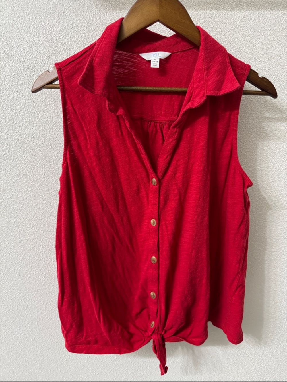 Time and Tru Sleeveless Red Button-Front Tie Hem Top 100% Cotton